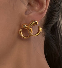 Load image into Gallery viewer, Blair Earrings