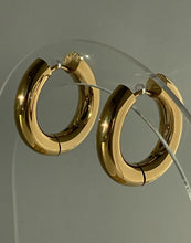 Load image into Gallery viewer, The Classic Huggies