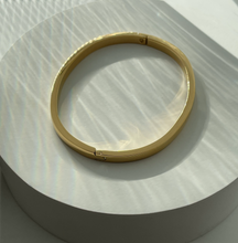 Load image into Gallery viewer, Haley Bangle