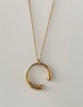 Load image into Gallery viewer, Janelle Pendant