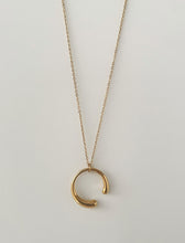 Load image into Gallery viewer, Janelle Pendant