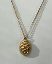 Load image into Gallery viewer, Kait Pendant