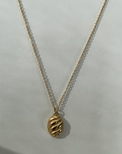 Load image into Gallery viewer, Kait Pendant