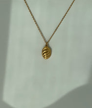 Load image into Gallery viewer, Kait Pendant