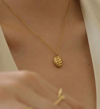 Load image into Gallery viewer, Kait Pendant