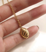 Load image into Gallery viewer, Kait Pendant