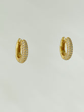 Load image into Gallery viewer, Classic Stone Huggies