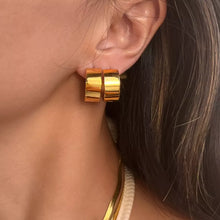 Load image into Gallery viewer, XL Huggies