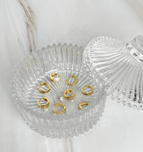 Load image into Gallery viewer, Mini Twisted Huggies