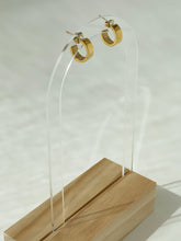 Load image into Gallery viewer, Essential Stack Hoop Earrings
