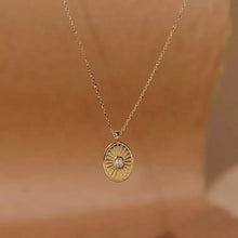 Load image into Gallery viewer, Violette Pendant Necklace