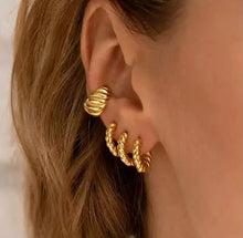 Load image into Gallery viewer, Mini Twisted Huggies