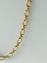 Load image into Gallery viewer, Oval Link Chain Necklace