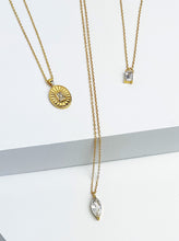 Load image into Gallery viewer, Violette Pendant Necklace