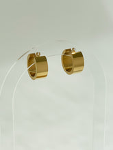 Load image into Gallery viewer, XL Huggies