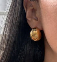 Load image into Gallery viewer, Genevieve Earrings
