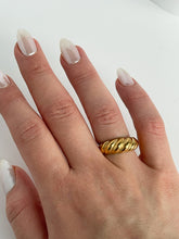 Load image into Gallery viewer, Croissant Ring
